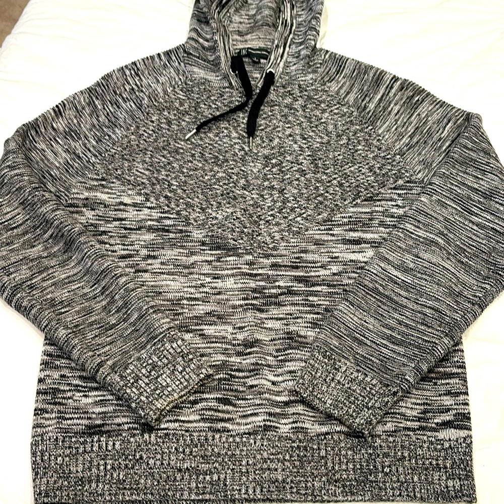 Men’s sweater